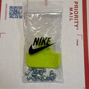 New Nike Air Zoom Track Wrench Tool and 16 Silver Spikes